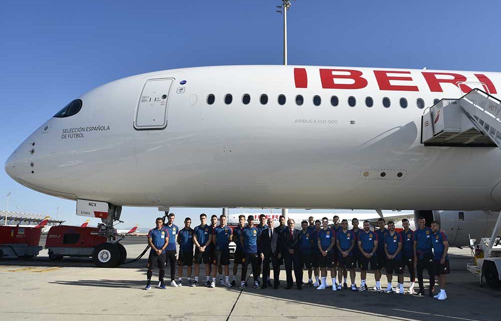 Iberia A350 con la Selección Española de Fútbol